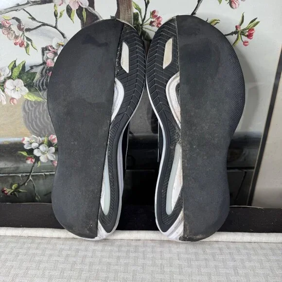 Saucony Omni 22 Mens Size 11 Black/White Running Shoes Lightweight Breathable - Picture 6 of 7